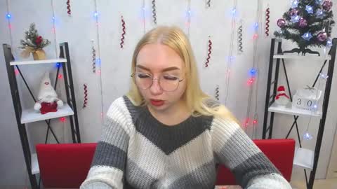 Snapshot of beatriceflyy chatting on 12-30-24, 10:53 BeatriceFlyy online show from 12-30-24, 10:53