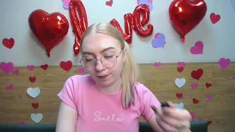 Snapshot of beatriceflyy chatting on 02-18-25, 11:33 BeatriceFlyy online show from 02-18-25, 11:33