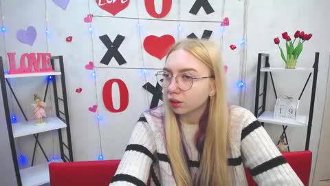 Snapshot of beatriceflyy chatting on 02-19-25, 06:11 BeatriceFlyy online show from 02-19-25, 06:11