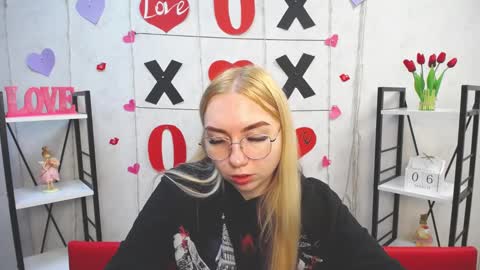 Snapshot of beatriceflyy chatting on 03-06-25, 11:14 BeatriceFlyy online show from 03-06-25, 11:14