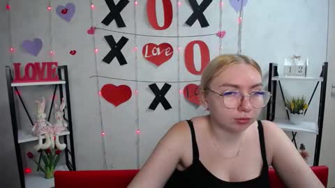 Snapshot of beatriceflyy chatting on 09-12-25, 12:05 BeatriceFlyy online show from 09-12-25, 12:05