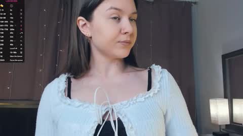 Beatrix or Triss3 online show from 10-02-25, 07:26