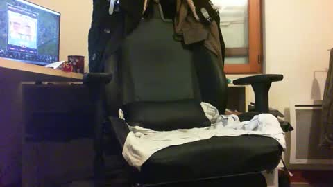 beaugosse39 online show from 04-15-26, 02:18