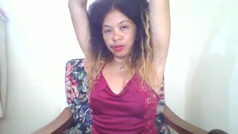 Snapshot of beaute_choco chatting on 11-11-25, 07:52 Eva online show from 11-11-25, 07:52