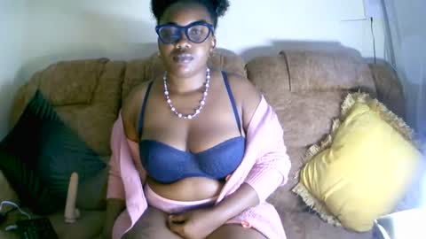 beautifulpeach2 online show from 12-23-24, 01:40