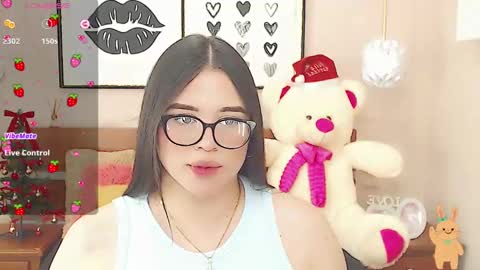 Snapshot of beautty_pink chatting on 12-21-24, 07:16 beautty_pink online show from 12-21-24, 07:16