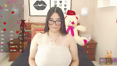 Snapshot of beautty_pink chatting on 12-23-24, 02:07 beautty_pink online show from 12-23-24, 02:07