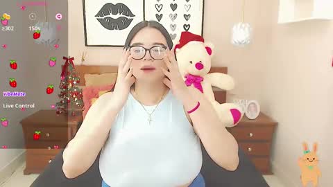Snapshot of beautty_pink chatting on 12-31-24, 04:46 beautty_pink online show from 12-31-24, 04:46