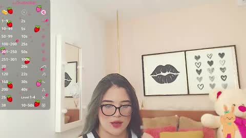 Snapshot of beautty_pink chatting on 01-08-25, 07:56 beautty_pink online show from 01-08-25, 07:56