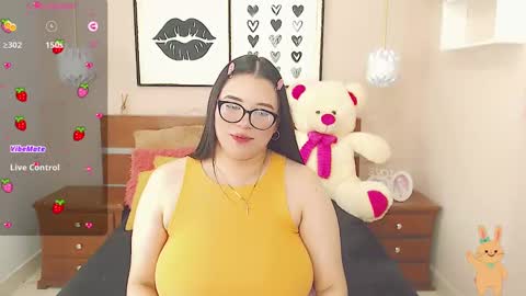 Snapshot of beautty_pink chatting on 01-21-25, 07:50 beautty_pink online show from 01-21-25, 07:50