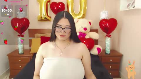 Snapshot of beautty_pink chatting on 02-10-25, 09:15 beautty_pink online show from 02-10-25, 09:15