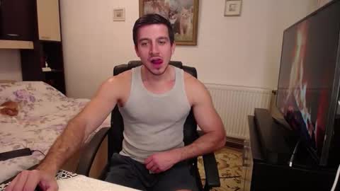 Mia and Jake online show from 11-08-25, 01:22