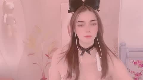 Snapshot of beauty_lulu chatting on 02-27-25, 07:12 LULU online show from 02-27-25, 07:12