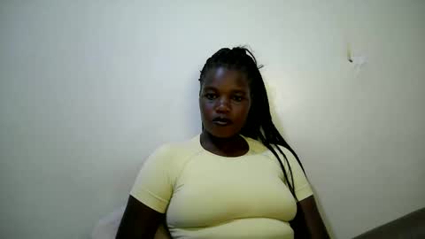 beauty_nina1 online show from 12-03-25, 09:02