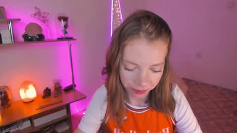 Eliise online show from 01-18-25, 02:12