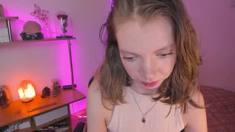 Eliise online show from 01-24-25, 02:19