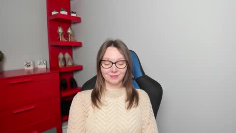 Snapshot of beautyzoexx chatting on 10-24-25, 06:43 Zoe online show from 10-24-25, 06:43