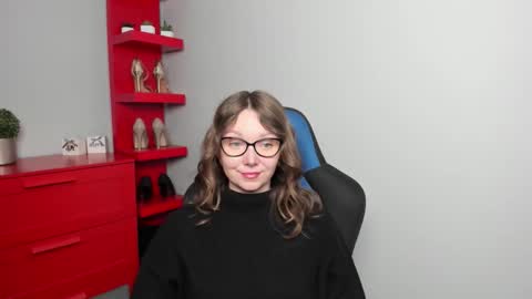 Snapshot of beautyzoexx chatting on 10-27-25, 07:45 Zoe online show from 10-27-25, 07:45