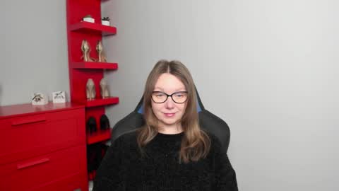 Snapshot of beautyzoexx chatting on 11-19-25, 06:46 Zoe online show from 11-19-25, 06:46