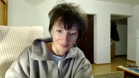 Raluca online show from 01-06-25, 03:19