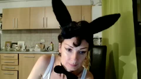 Raluca online show from 10-05-25, 05:22