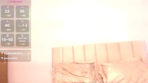 Snapshot of bebe_sua chatting on 02-14-25, 12:09 Jennifer online show from 02-14-25, 12:09