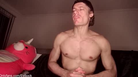 Snapshot of bebexxxdust chatting on 11-25-25, 02:33 bebe dust online show from 11-25-25, 02:33