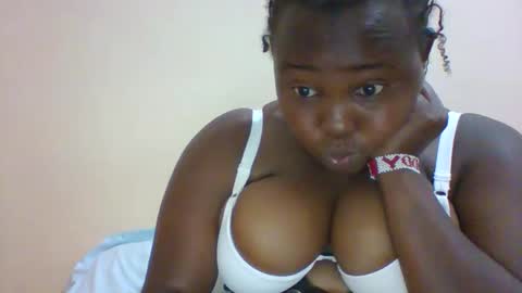 bebswee21 online show from 01-18-26, 05:06