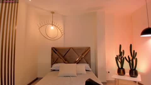 Snapshot of beccabaxter chatting on 10-08-25, 07:44 Am Becca online show from 10-08-25, 07:44