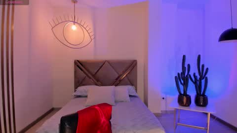 Snapshot of beccabaxter chatting on 10-09-25, 07:23 Am Becca online show from 10-09-25, 07:23