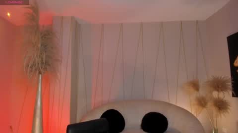 Snapshot of beccabaxter chatting on 10-13-25, 06:19 Am Becca online show from 10-13-25, 06:19