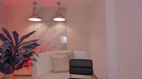 Snapshot of beccabaxter chatting on 11-11-25, 06:30 Am Becca online show from 11-11-25, 06:30