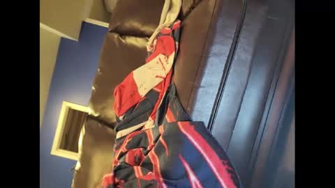 Snapshot of beckgiirl chatting on 12-23-24, 12:25 beckgiirl online show from 12-23-24, 12:25