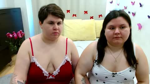 BeckyAndEllen online show from 10-13-25, 09:20