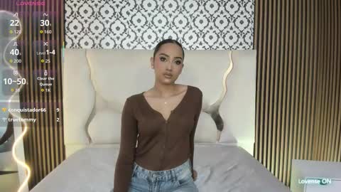 Snapshot of beella_tay1 chatting on 10-15-25, 02:50 BELLA online show from 10-15-25, 02:50