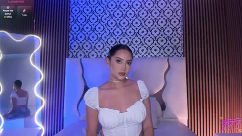 Snapshot of beella_tay1 chatting on 01-19-26, 11:58 BELLA online show from 01-19-26, 11:58