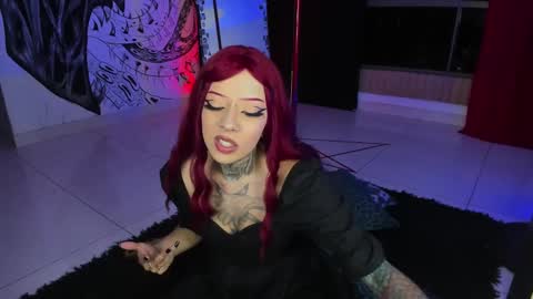 Snapshot of beelzebosss chatting on 01-20-25, 11:32 Daniela ur fav living dead girl online show from 01-20-25, 11:32