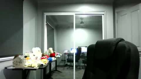 beelzebubxo online show from 10-22-25, 11:15