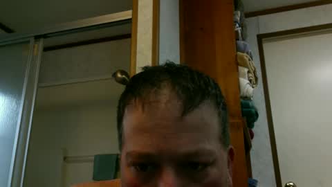 Snapshot of beer_money69 chatting on 02-12-25, 08:18 beer_money69 online show from 02-12-25, 08:18