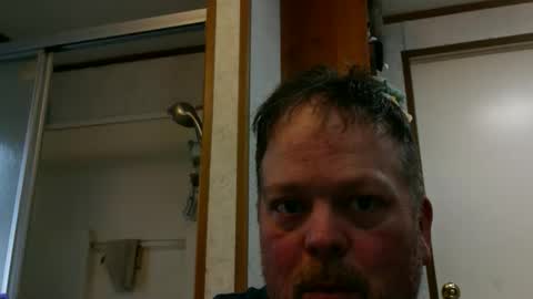 Snapshot of beer_money69 chatting on 03-04-26, 08:26 beer_money69 online show from 03-04-26, 08:26