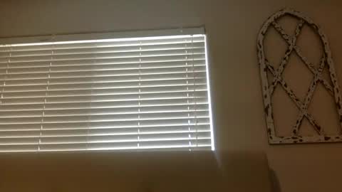 Beginners Luck online show from 10-08-25, 04:37