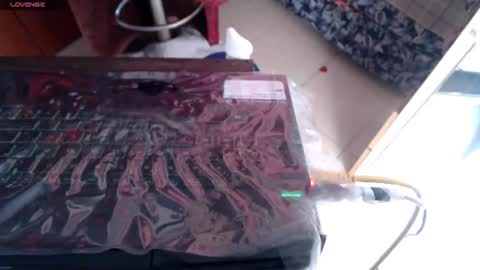 Snapshot of bekkasquirt chatting on 03-08-25, 09:08 bekkasquirt online show from 03-08-25, 09:08