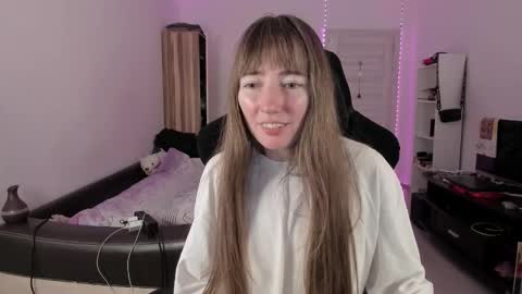 Lisa online show from 09-13-25, 07:35