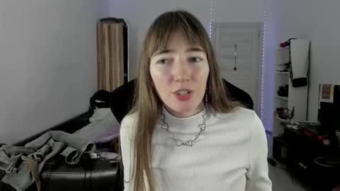 Lisa online show from 09-21-25, 05:03