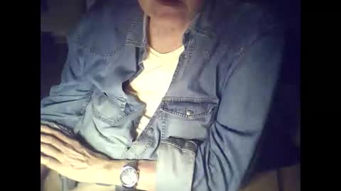 Snapshot of bekklove1 chatting on 02-14-26, 11:01 bekklove1 online show from 02-14-26, 11:01