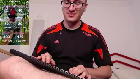 Snapshot of belacqu chatting on 11-09-25, 12:31 belacqu online show from 11-09-25, 12:31