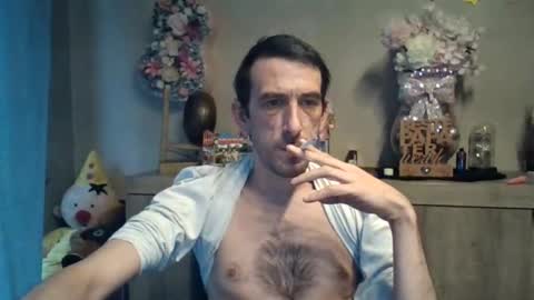 Snapshot of belgianboy33 chatting on 11-08-25, 03:01 Dreamcock online show from 11-08-25, 03:01