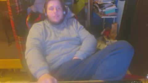 Snapshot of belgiandudeantwerp chatting on 01-14-25, 10:55 Belgian Dude online show from 01-14-25, 10:55