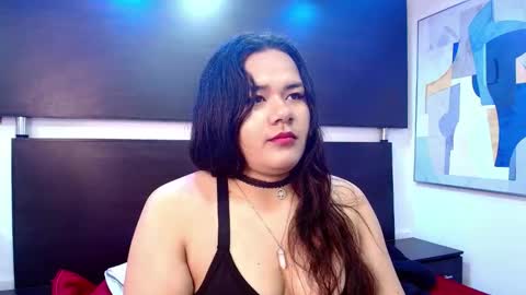 Snapshot of bell_jhonss chatting on 09-17-25, 12:29 BELL. online show from 09-17-25, 12:29