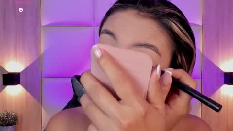 Bella cam online show from 11-15-25, 07:32